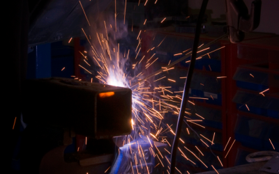 Robot industrial para soldar